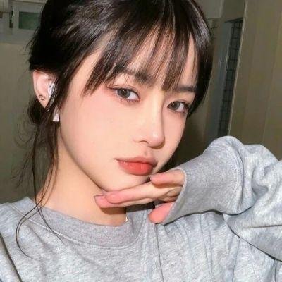 露露·贝特小姐封面
